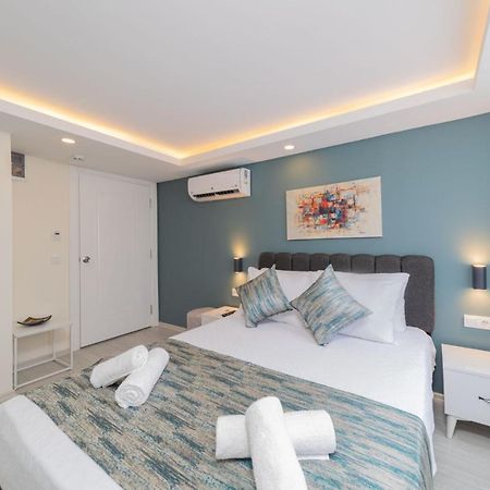 Hadrian Towers Hotel Анталия Екстериор снимка
