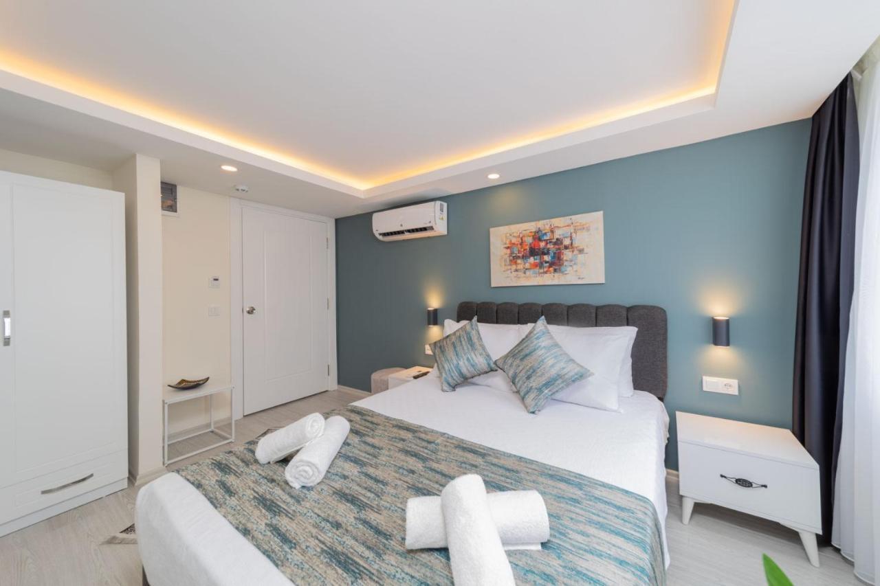 Hadrian Towers Hotel Анталия Екстериор снимка