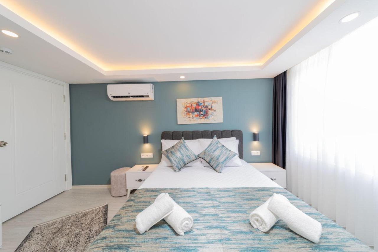 Hadrian Towers Hotel Анталия Екстериор снимка