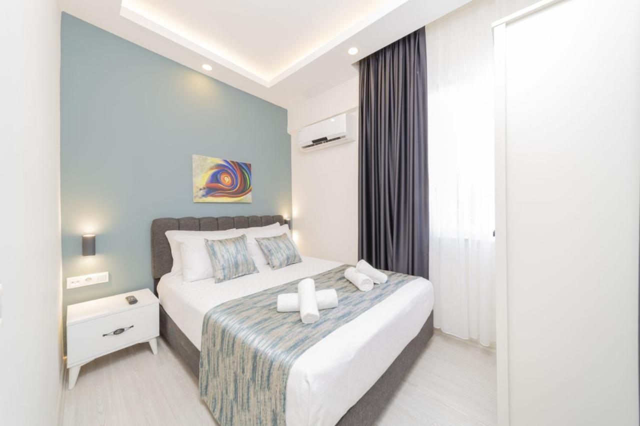 Hadrian Towers Hotel Анталия Екстериор снимка